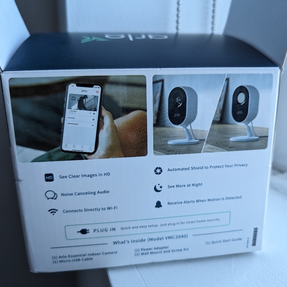 Arlo Essential 1080p Indoor Wired Security Camera - Picture 2 of 4
